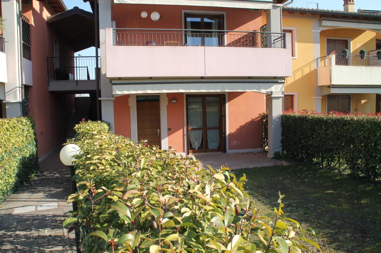 Casa Vacanze Da Riki Appartamento 1 佩斯基耶拉德加达 外观 照片