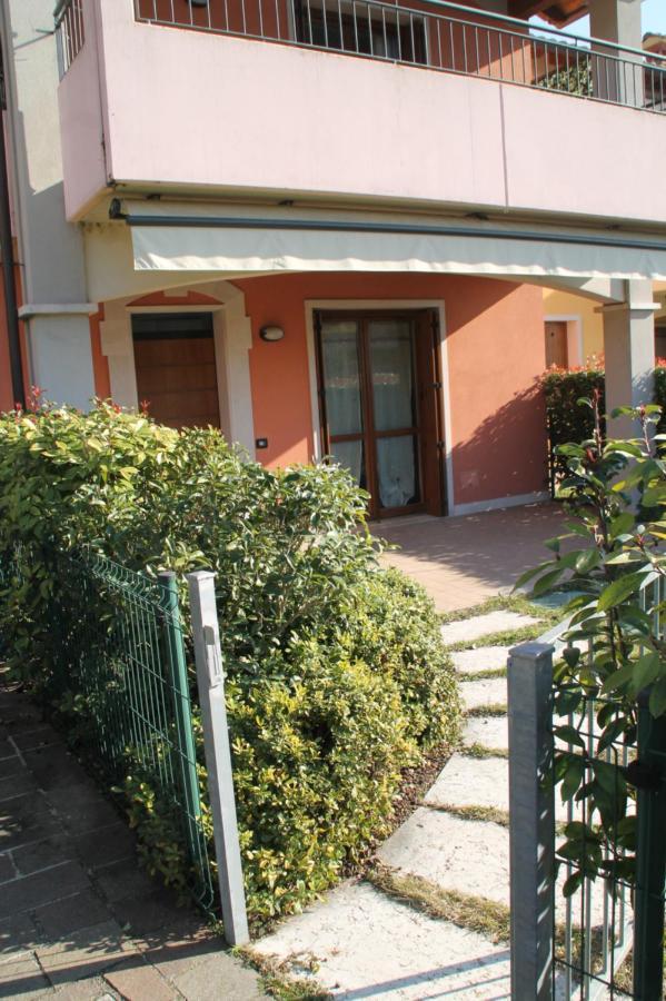 Casa Vacanze Da Riki Appartamento 1 佩斯基耶拉德加达 外观 照片