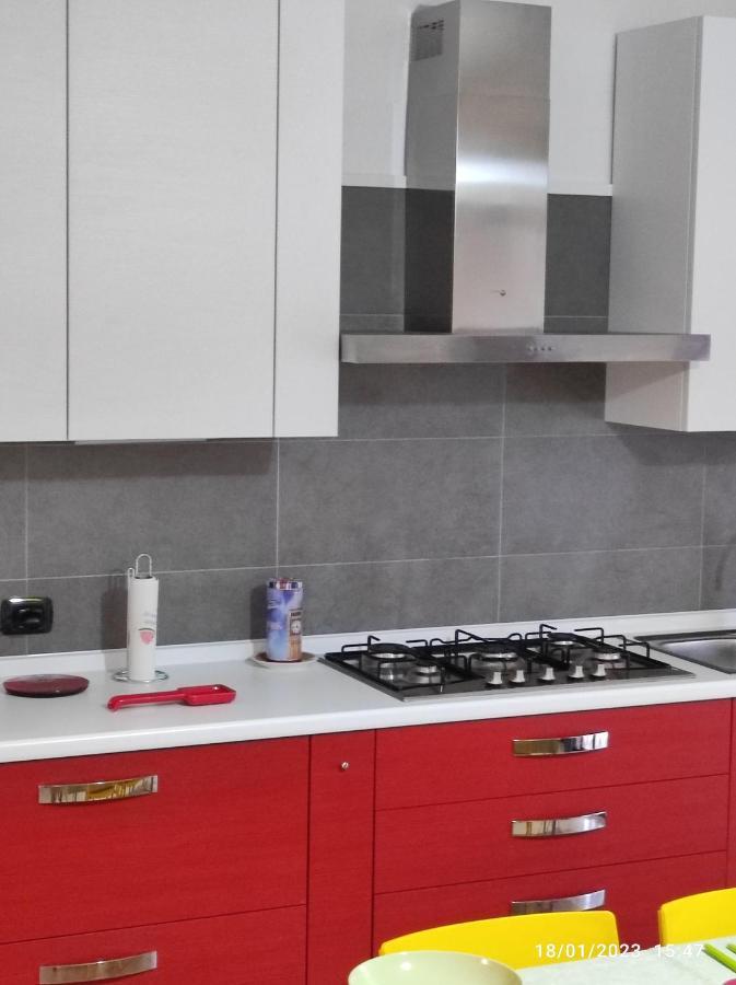 Casa Vacanze Da Riki Appartamento 1 佩斯基耶拉德加达 外观 照片