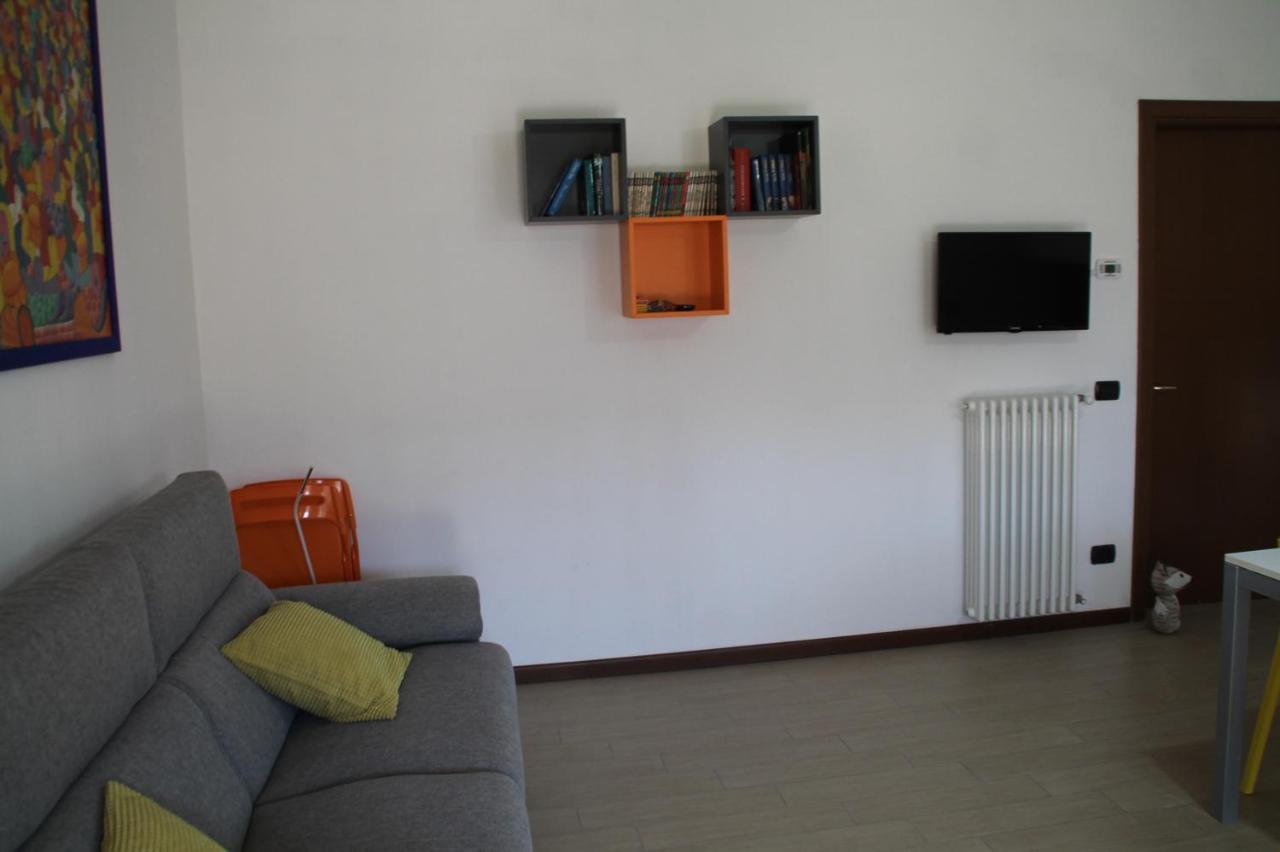 Casa Vacanze Da Riki Appartamento 1 佩斯基耶拉德加达 外观 照片