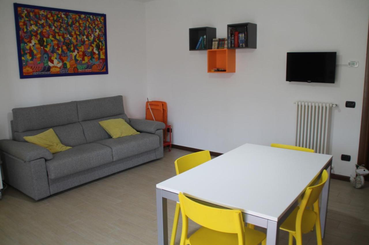 Casa Vacanze Da Riki Appartamento 1 佩斯基耶拉德加达 外观 照片